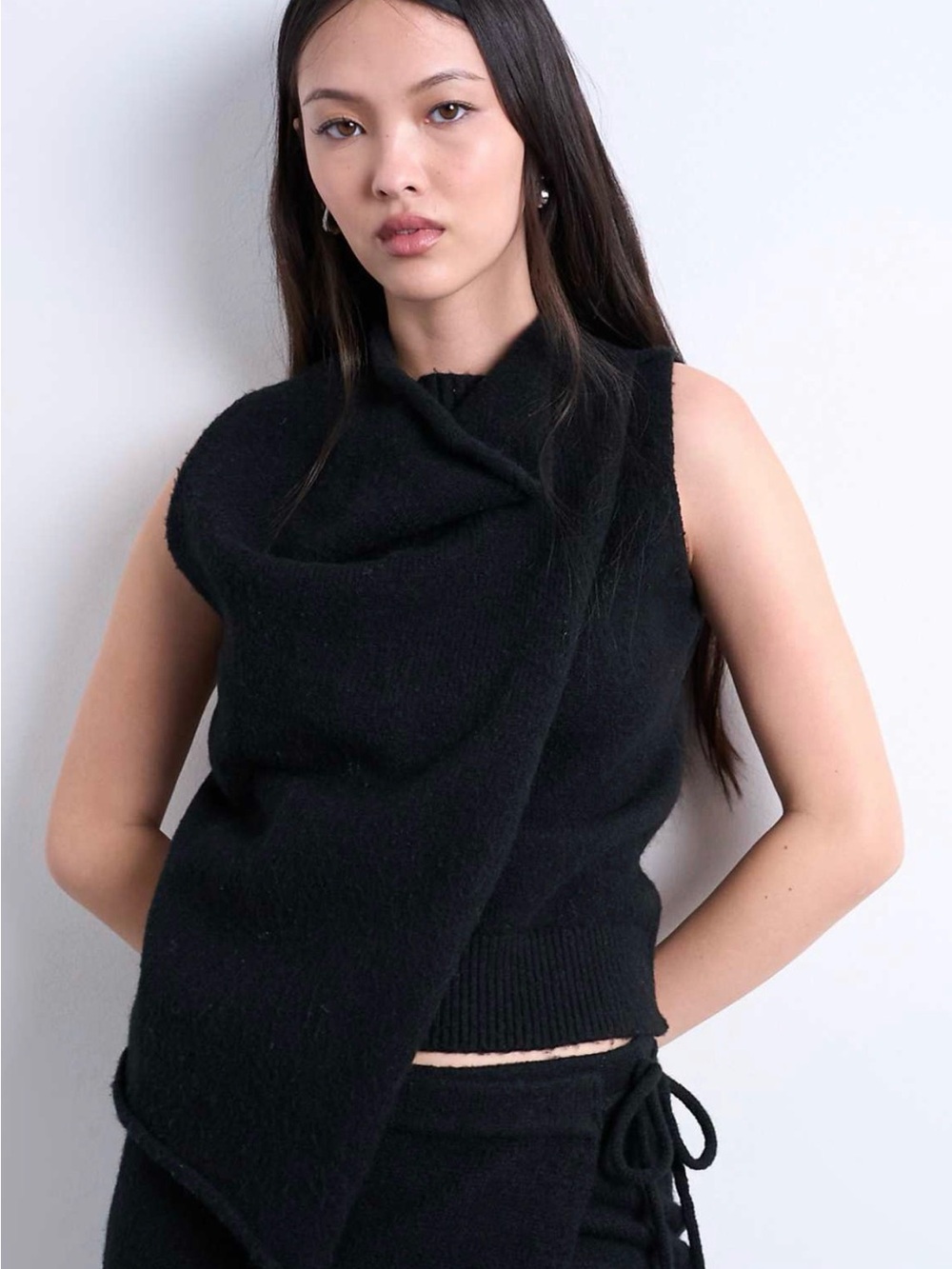 NWT Topshop Black Sleeveless asymmetrical Wrap Knit Sweater - Women